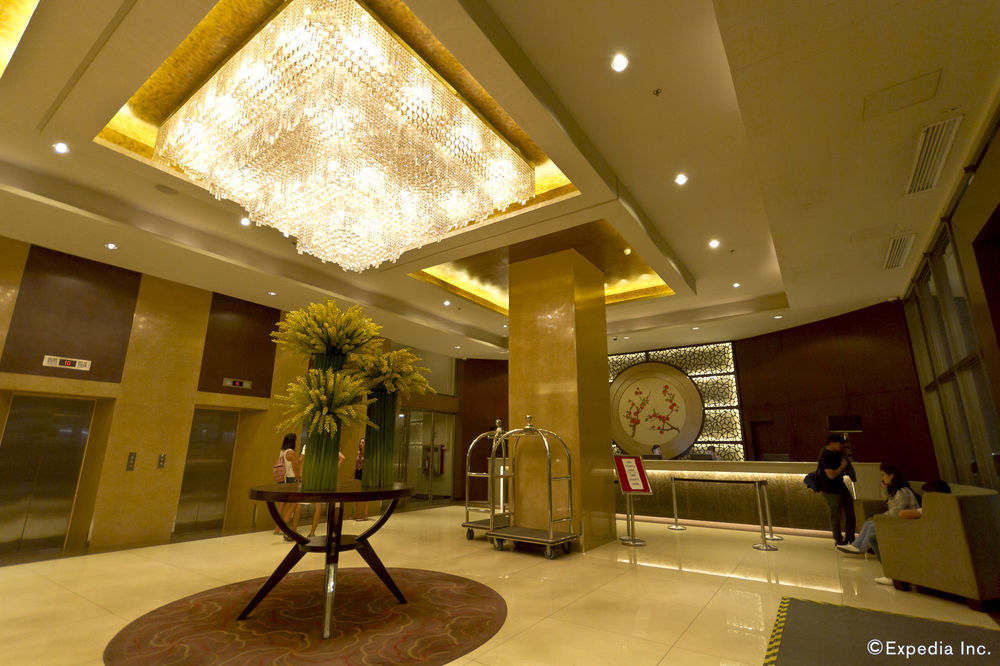 Mandarin Plaza Hotel Cebu Esterno foto